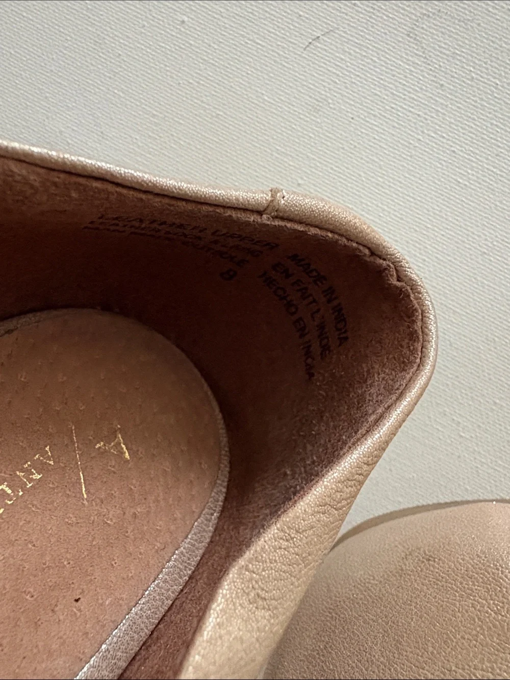 Anthropologie soft open